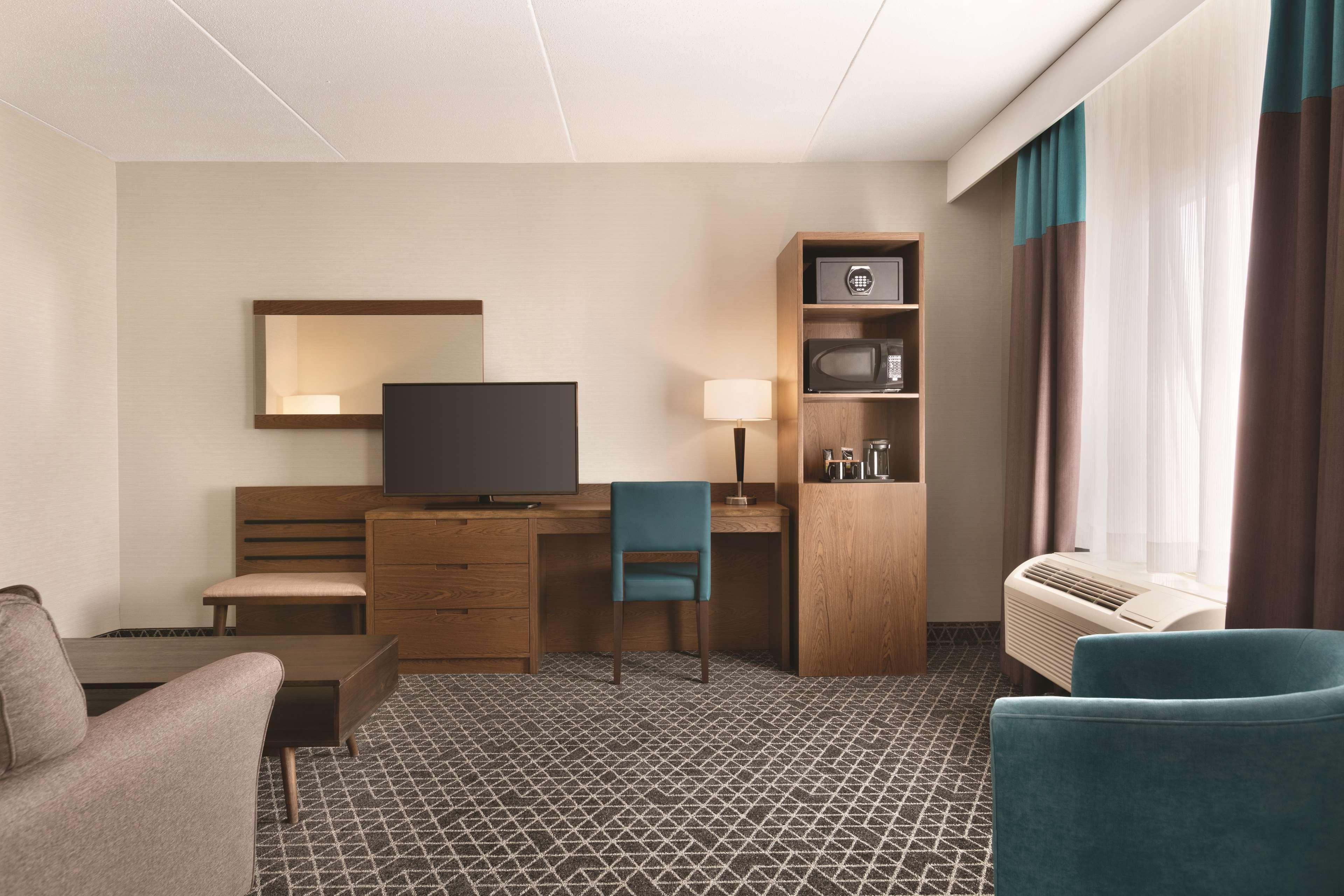Park Inn By Radisson Brampton, On Екстериор снимка