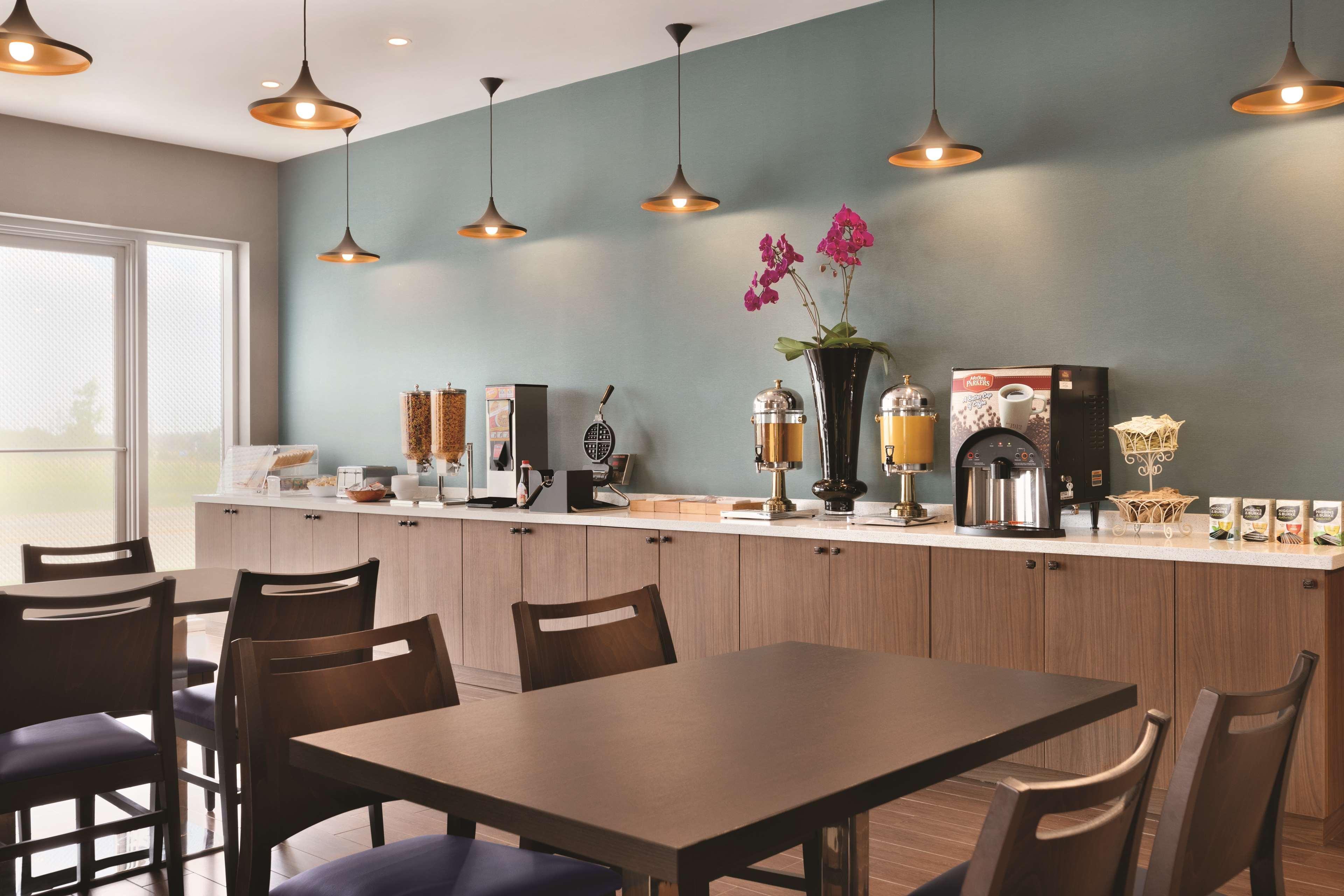 Park Inn By Radisson Brampton, On Екстериор снимка